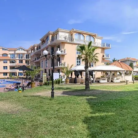 Front Luxury Apartamento *