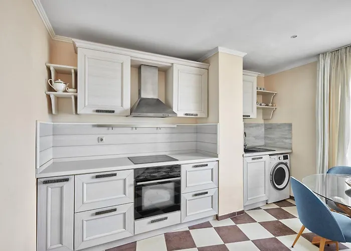 Front Luxury Апартамент