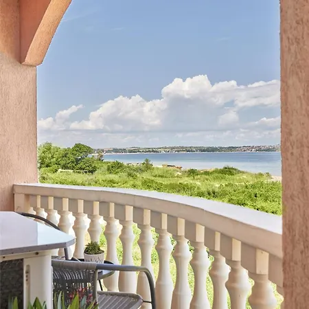 Front Luxury * Созопол