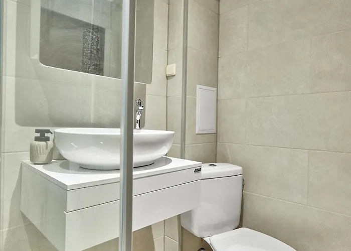 Апартамент Front Luxury *